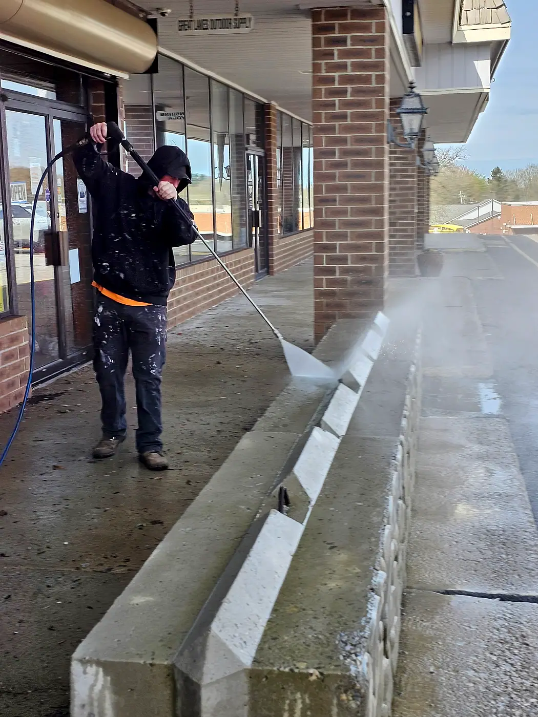 Commercial Pressure Washing job by MC Pressure Washing, April 2024