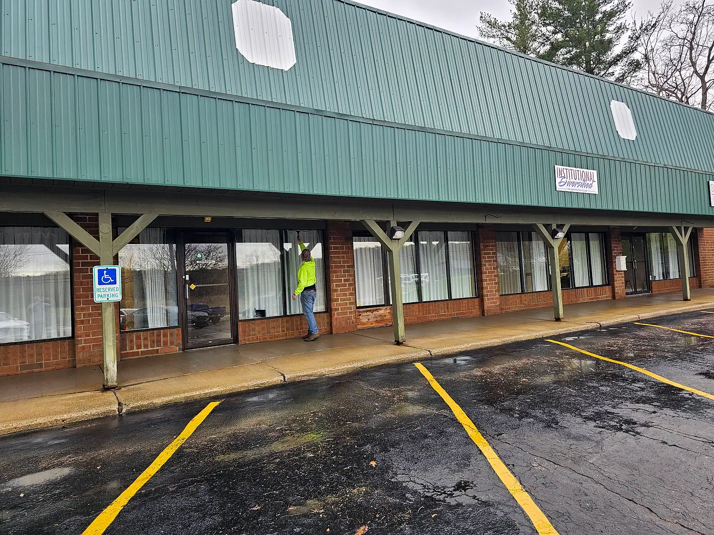 Commercial Pressure Washing job by MC Pressure Washing, April 2024