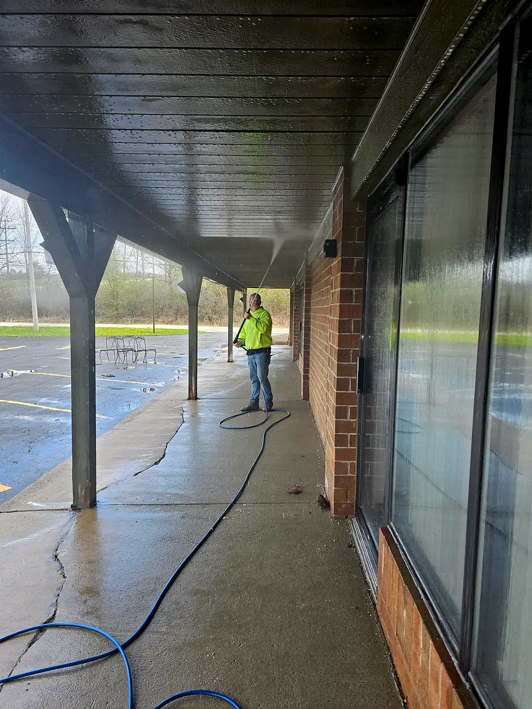 Commercial Pressure Washing job by MC Pressure Washing, April 2024